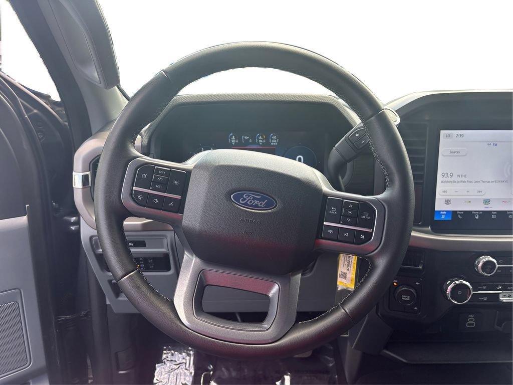 Used 2025 Ford F150 XLT w/ Equipment Group 301A Standard AWD/4WD image 17