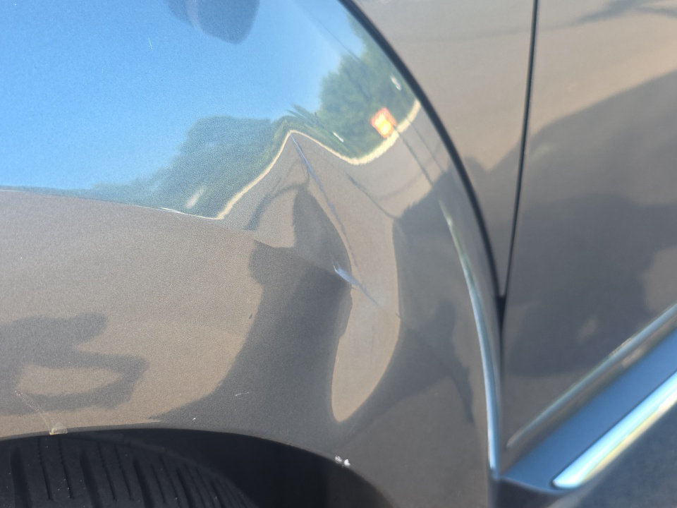 Used 2014 Volkswagen Beetle R-Line FWD image 5