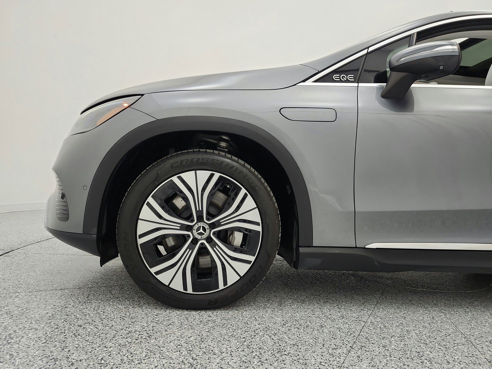 Used 2023 Mercedes-Benz EQE 350+ SUV image 23