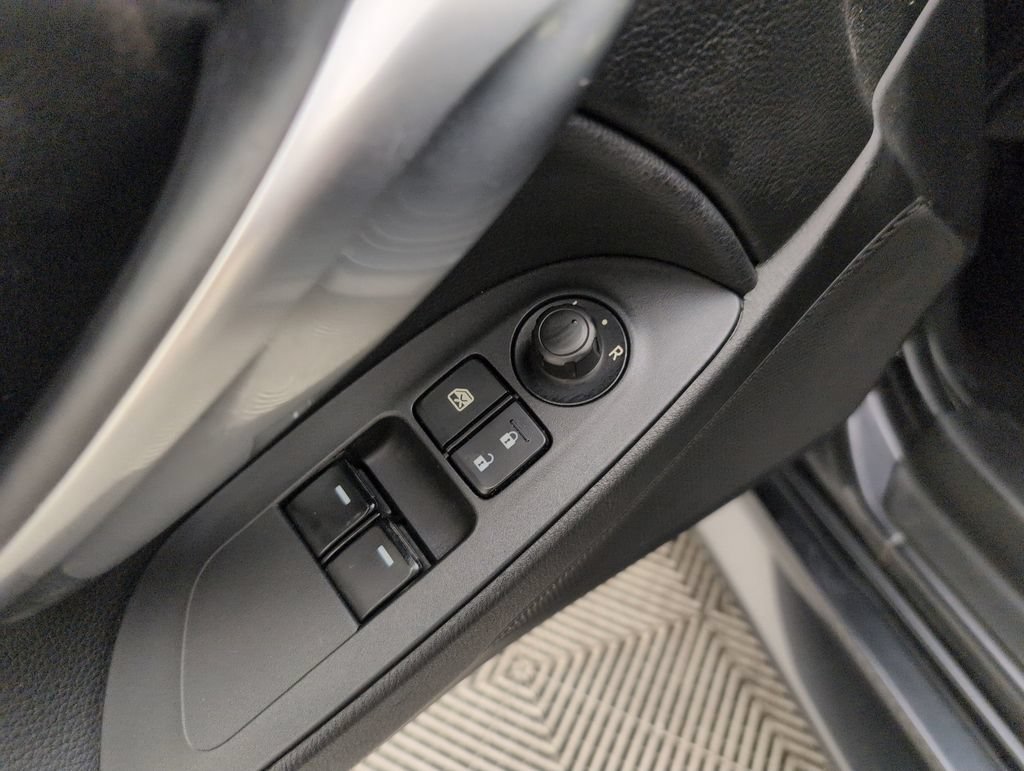Used 2018 FIAT 124 Spider Classica RWD image 26