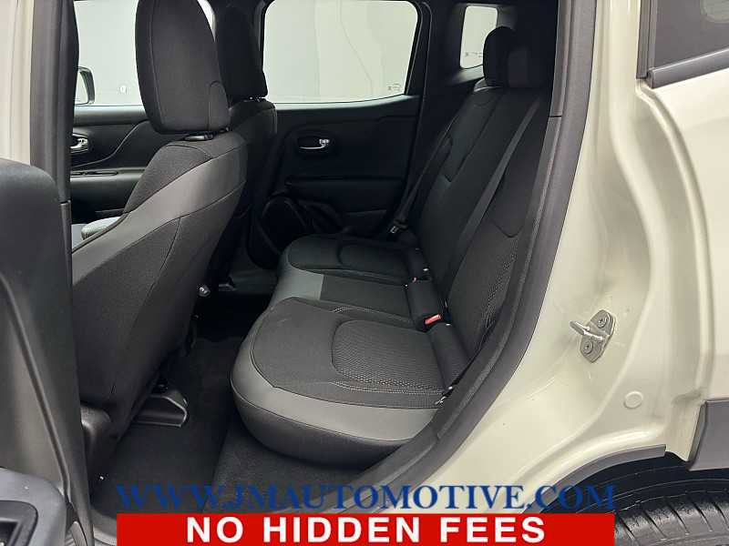 Used 2022 Jeep Renegade Altitude image 14