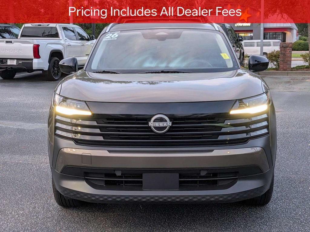 Used 2026 Nissan Kicks SV w/ SV Premium Package FWD image 9