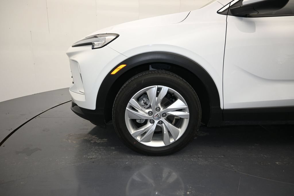 Used 2024 Buick Encore GX Preferred w/ Comfort Package FWD image 9