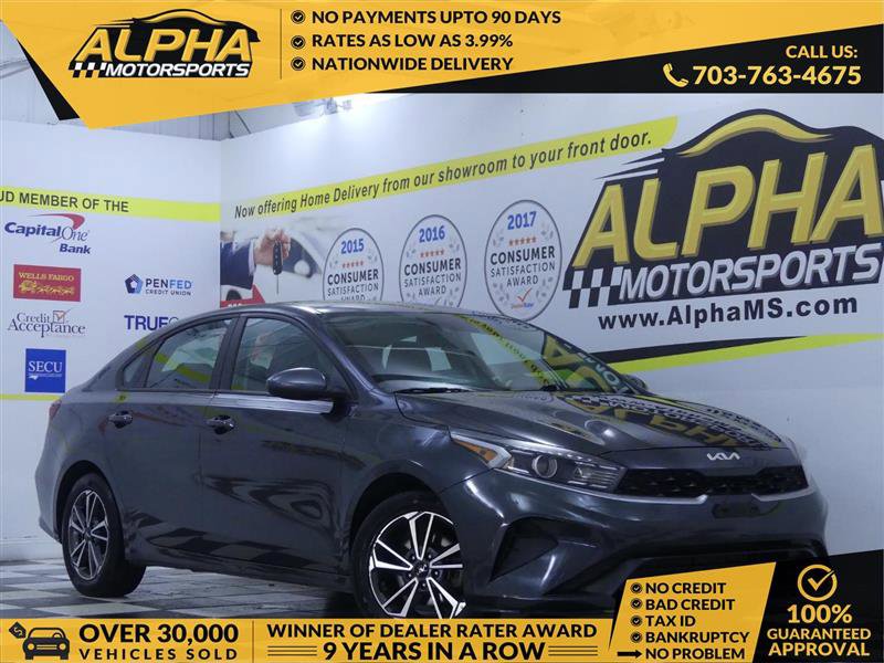 Used 2023 Kia Forte LXS image 1