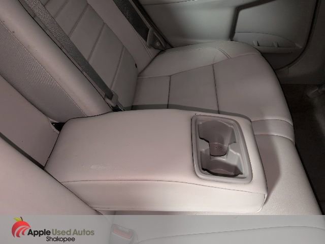 Used 2016 Toyota Camry XLE w/ Moonroof Package image 35
