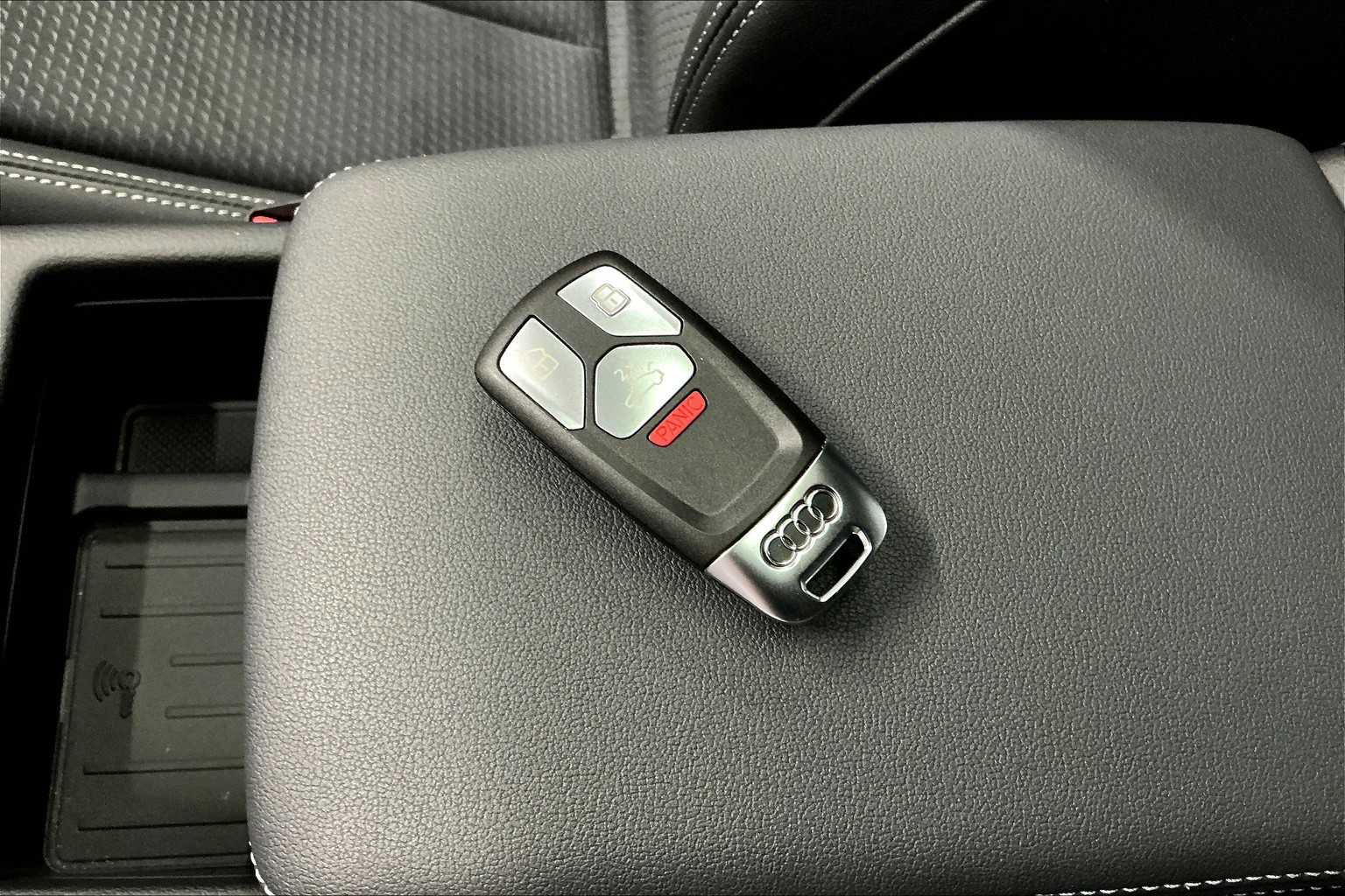 Used 2025 Audi A5 2.0T Premium Plus w/ Premium Plus image 13