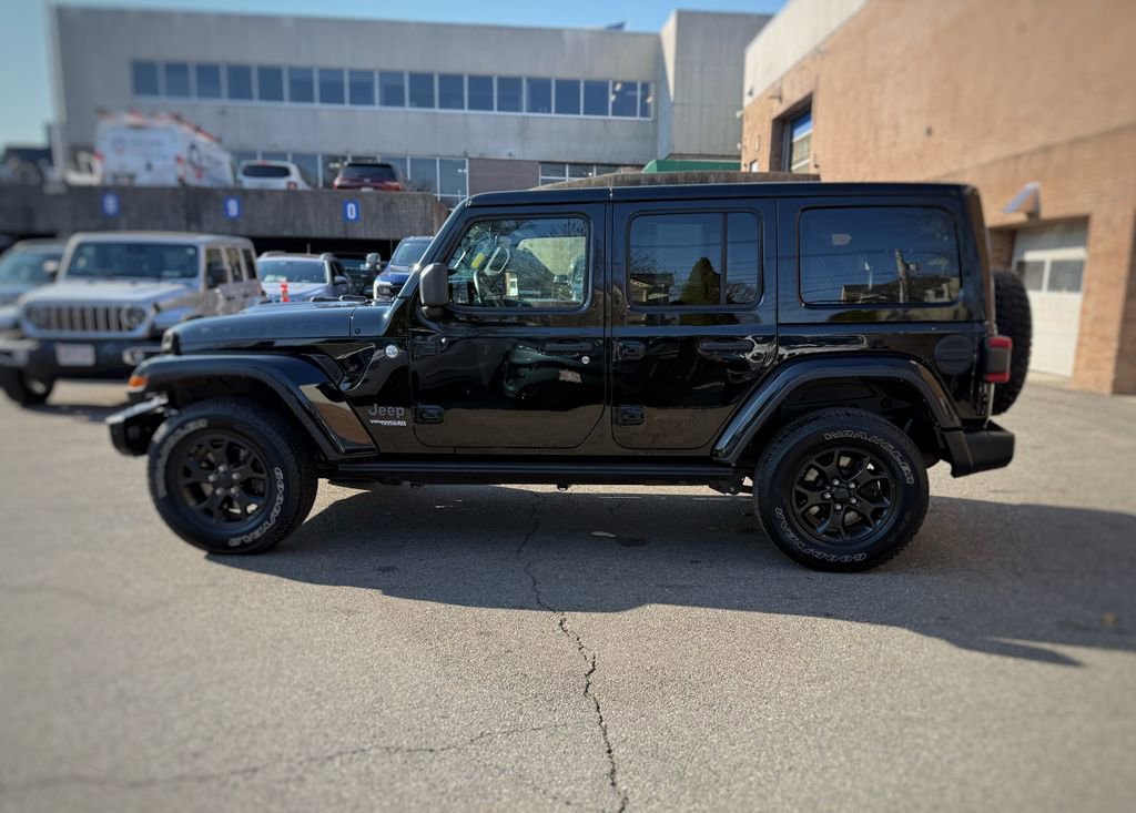 Used 2018 Jeep Wrangler Unlimited Sahara w/ Quick Order Package 24M Moab image 16