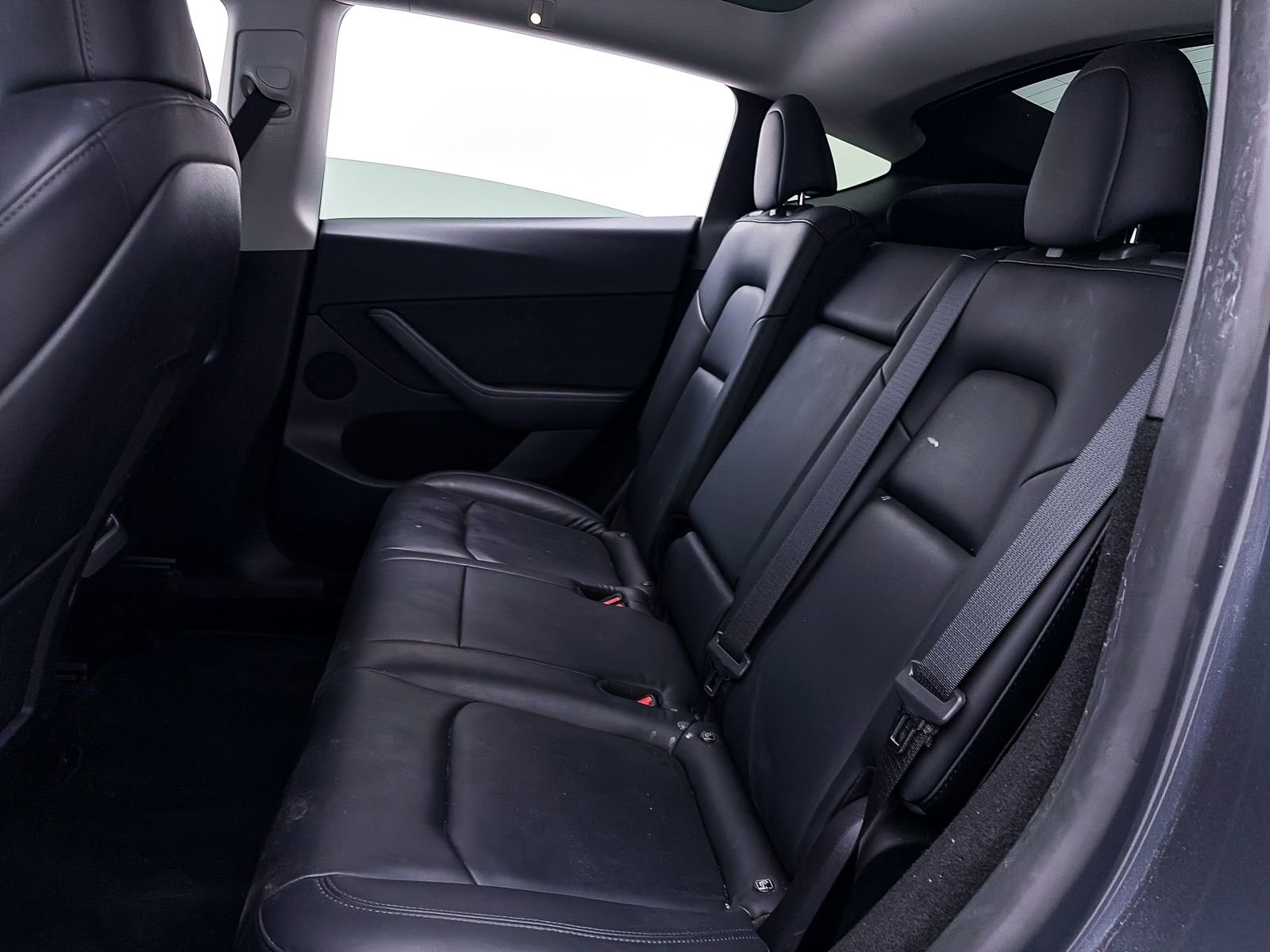 Used 2023 Tesla Model Y Performance image 33