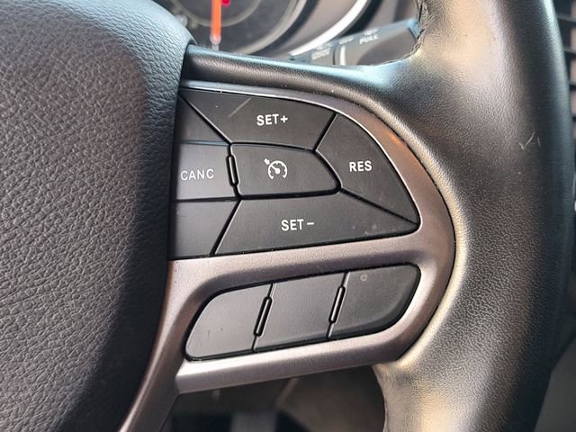 Used 2021 Jeep Cherokee Latitude Lux w/ Comfort/Convenience Group FWD image 20