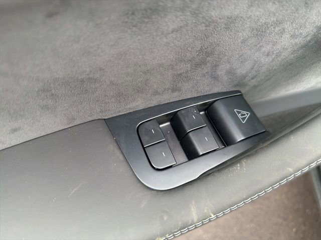 Used 2026 Tesla Model Y Long Range image 21