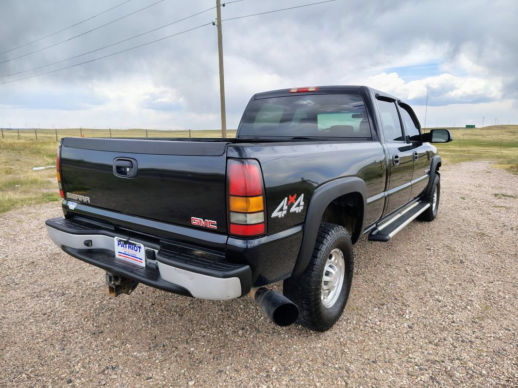 Used 2007 GMC Sierra 2500 W/T w/ Heavy-Duty Power Package AWD/4WD image 5