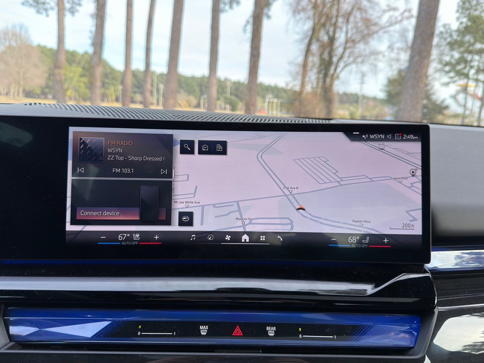 Certified 2025 BMW 540i xDrive w/ M Sport Package image 4