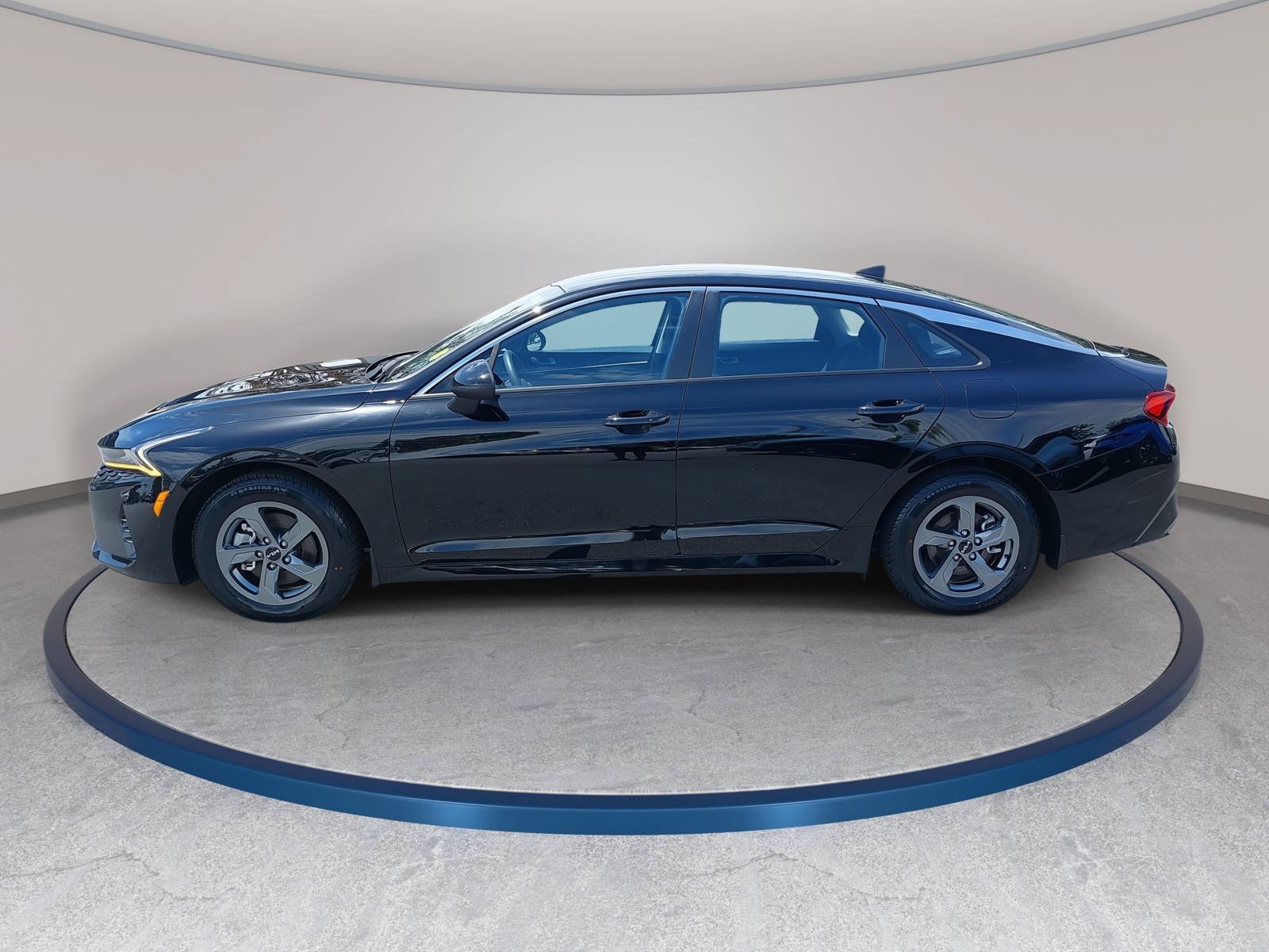 Used 2022 Kia K5 LXS FWD image 8