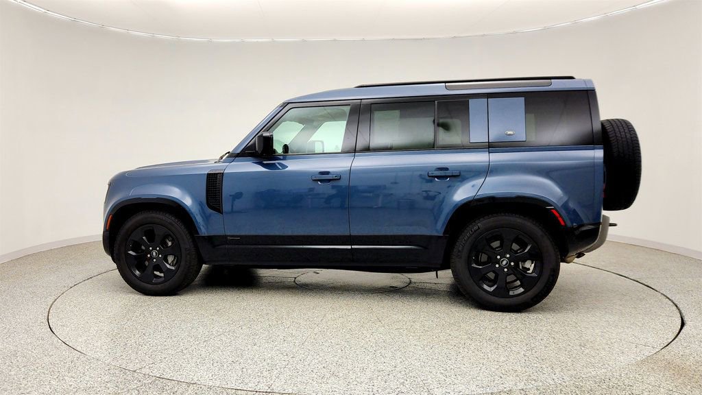 Used 2021 Land Rover Defender 110 X-Dynamic HSE AWD/4WD image 8