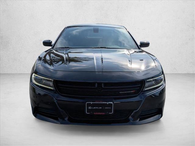 Used 2020 Dodge Charger SXT image 2