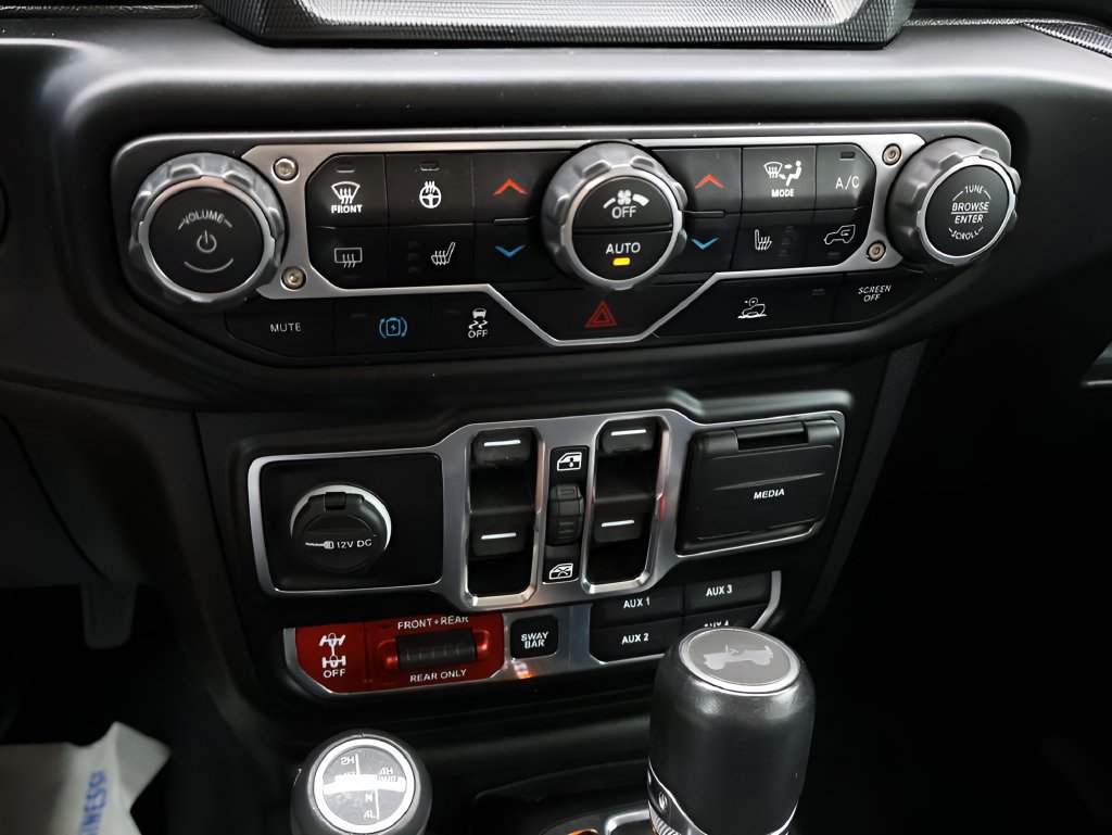 Used 2022 Jeep Wrangler Unlimited Rubicon 4xe w/ Cold Weather Group AWD/4WD image 26