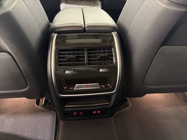 Certified 2024 BMW X7 xDrive40i AWD/4WD image 28