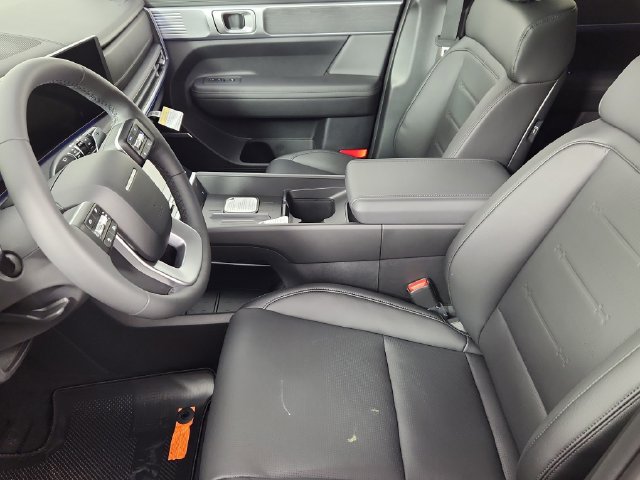 New 2026 Hyundai Santa Fe Limited AWD/4WD image 11