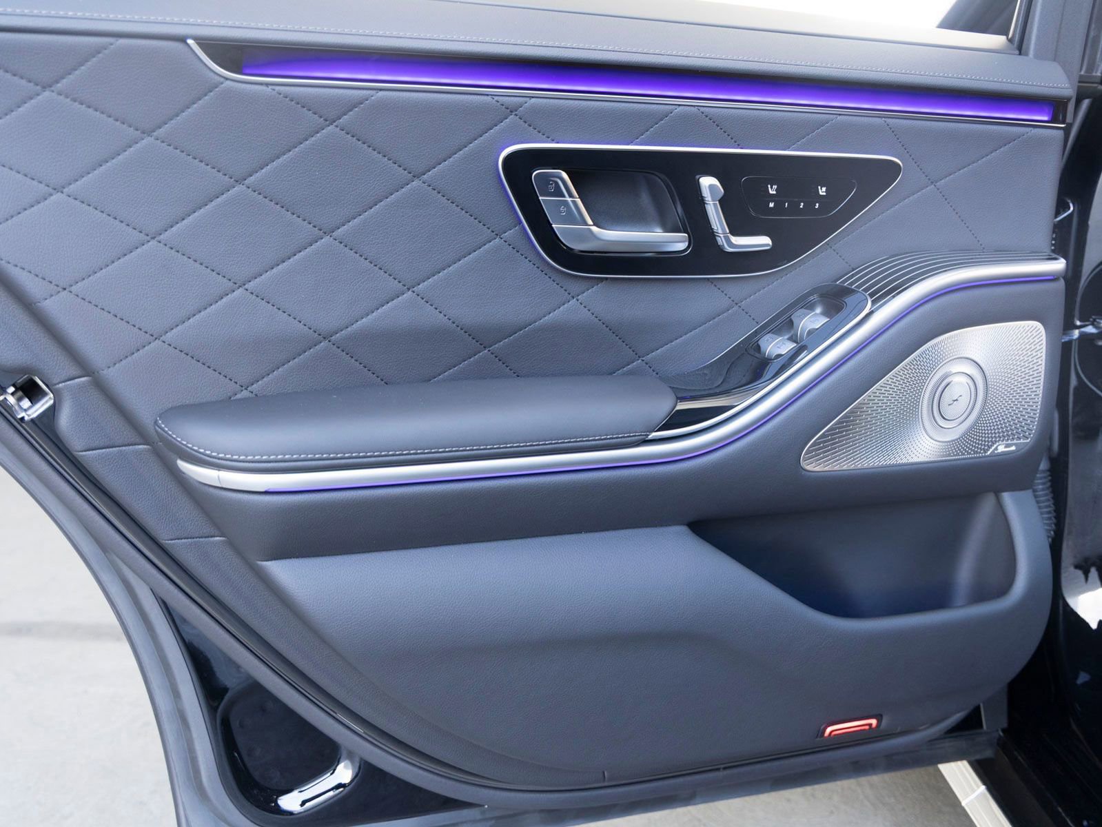 New 2026 Mercedes-Benz S 500 4MATIC image 18