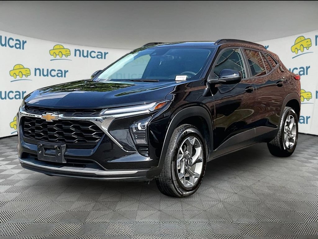 Used 2024 Chevrolet Trax LT FWD image 3