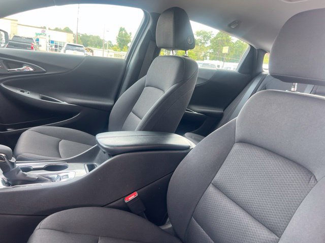 Used 2024 Chevrolet Malibu LT FWD image 11