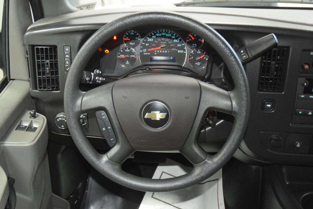 Used 2025 Chevrolet Express 3500 LT w/ LT Preferred Equipment Group RWD image 29