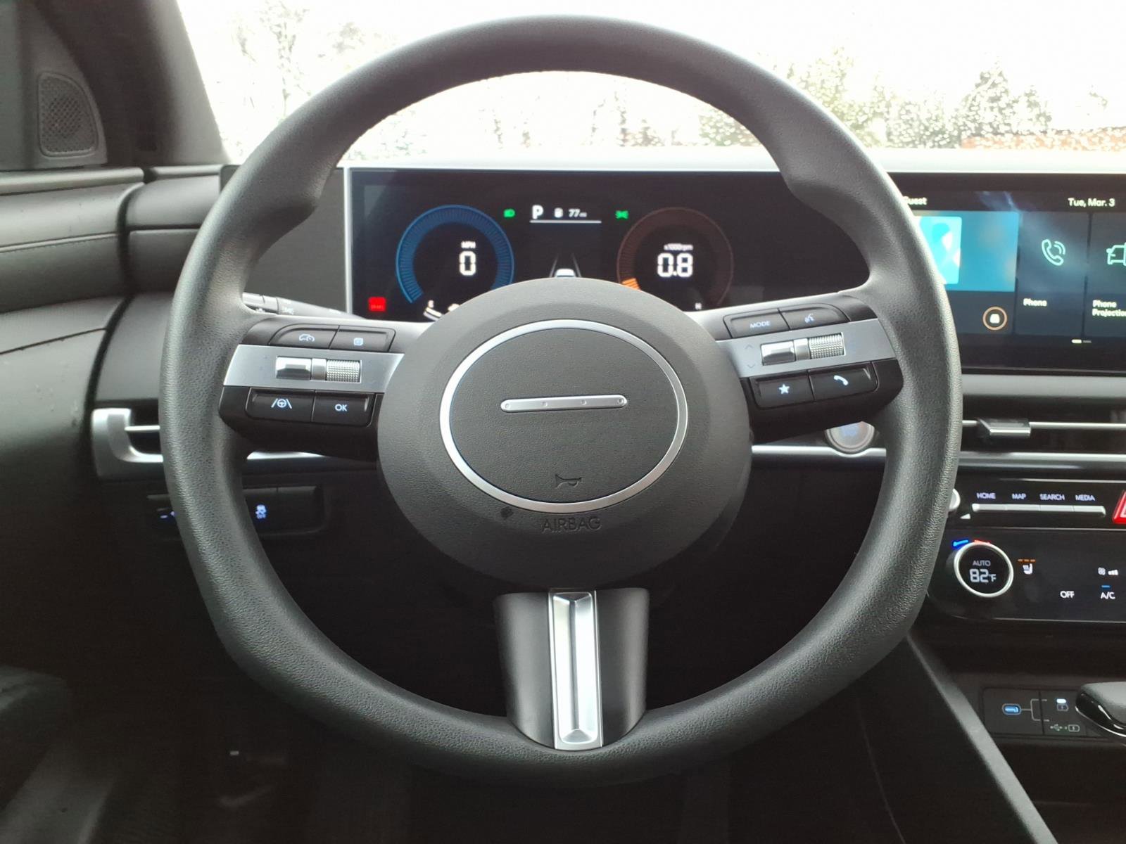Used 2025 Hyundai Santa Cruz SEL AWD/4WD image 17