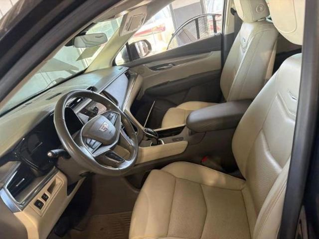 Used 2019 Cadillac XT5 Luxury image 3