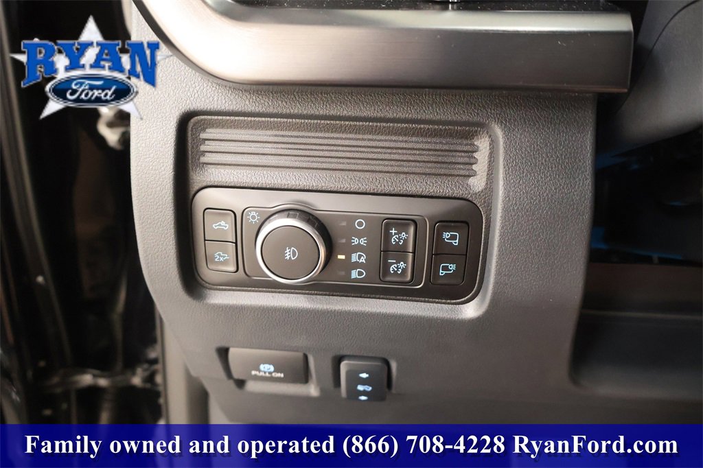 New 2026 Ford F250 Lariat w/ FX4 Off-Road Package image 34