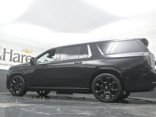 New 2025 Chevrolet Suburban High Country image 34