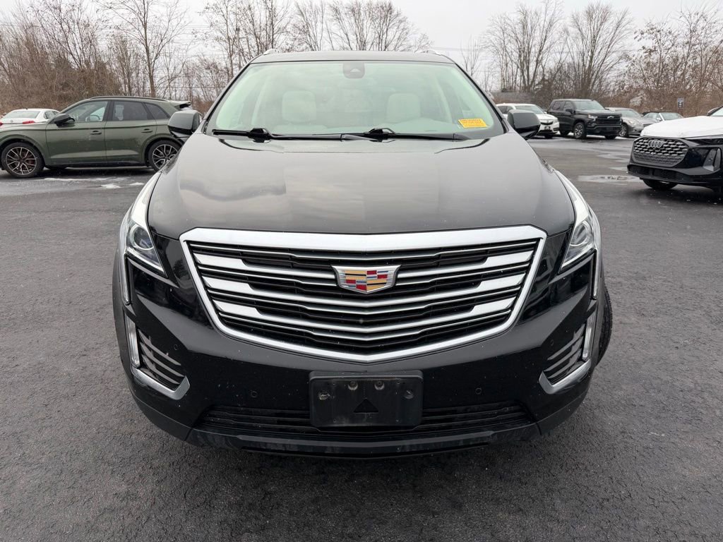 Used 2018 Cadillac XT5 Luxury w/ Driver Awareness Package image 2