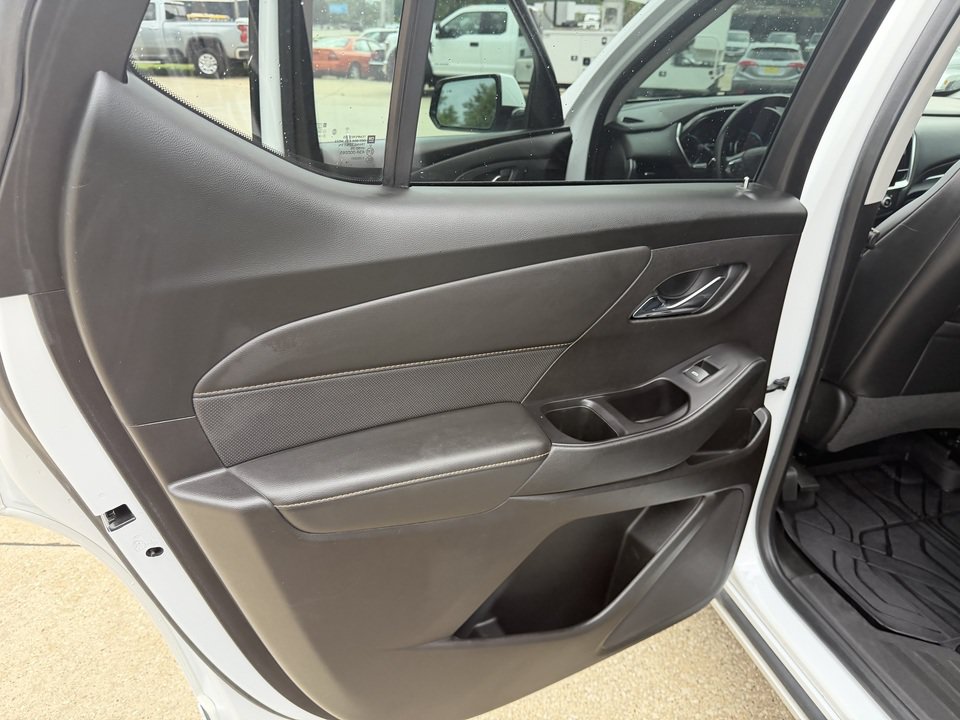 Used 2019 Chevrolet Traverse Premier w/ LPO, Floor Liner Package AWD/4WD image 12