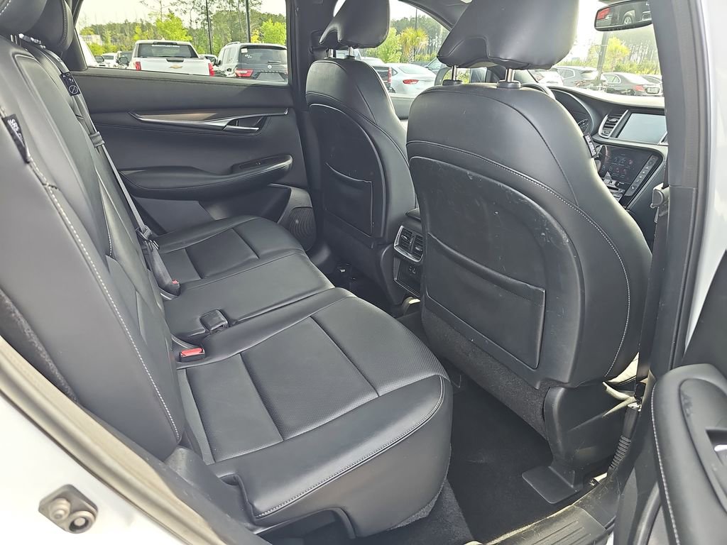 Used 2023 INFINITI QX55 Luxe w/ Cargo Package image 14