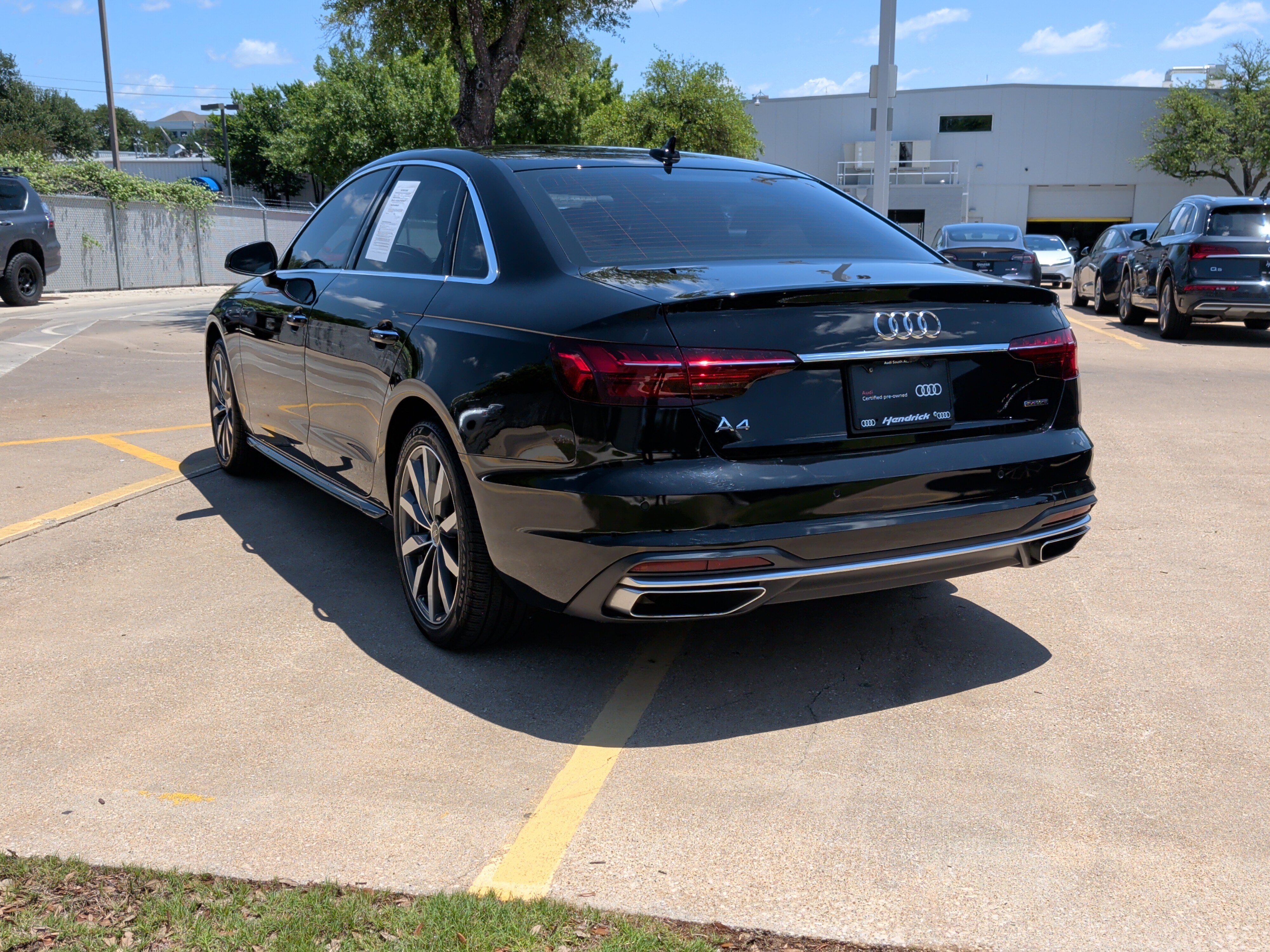 Certified 2022 Audi A4 2.0T Premium w/ Convenience Package AWD/4WD image 8