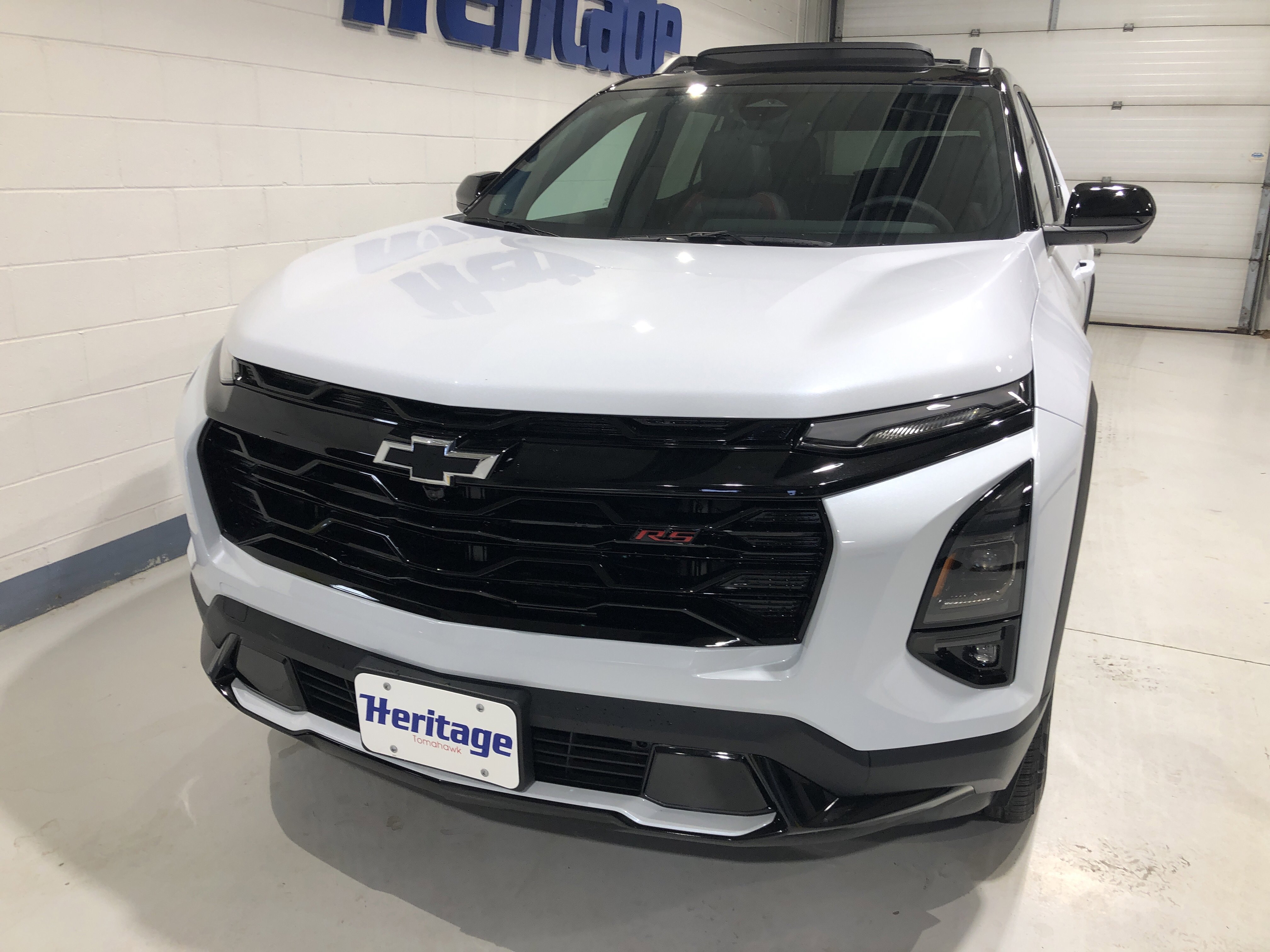 New 2026 Chevrolet Equinox RS w/ Convenience Package III image 2