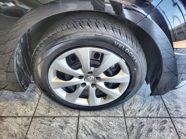 Used 2024 Toyota Corolla LE FWD image 10