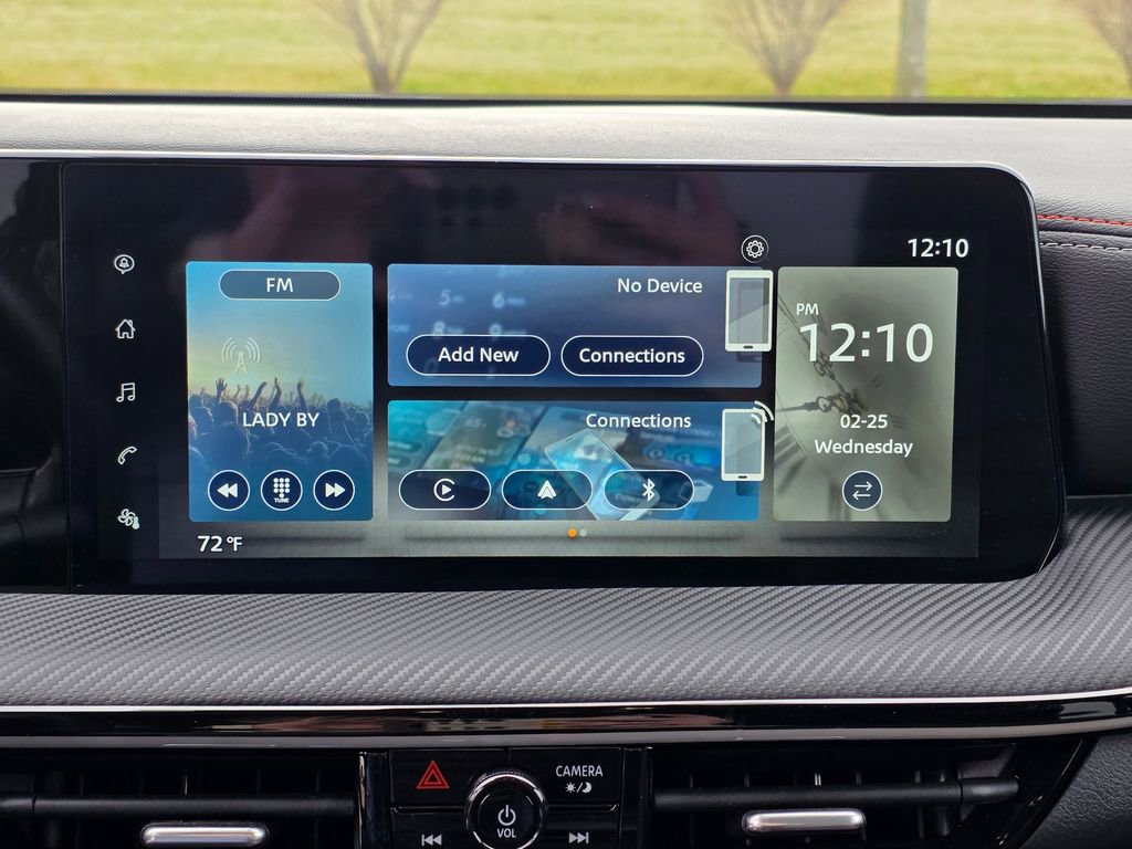 Used 2025 Nissan Kicks SR image 21