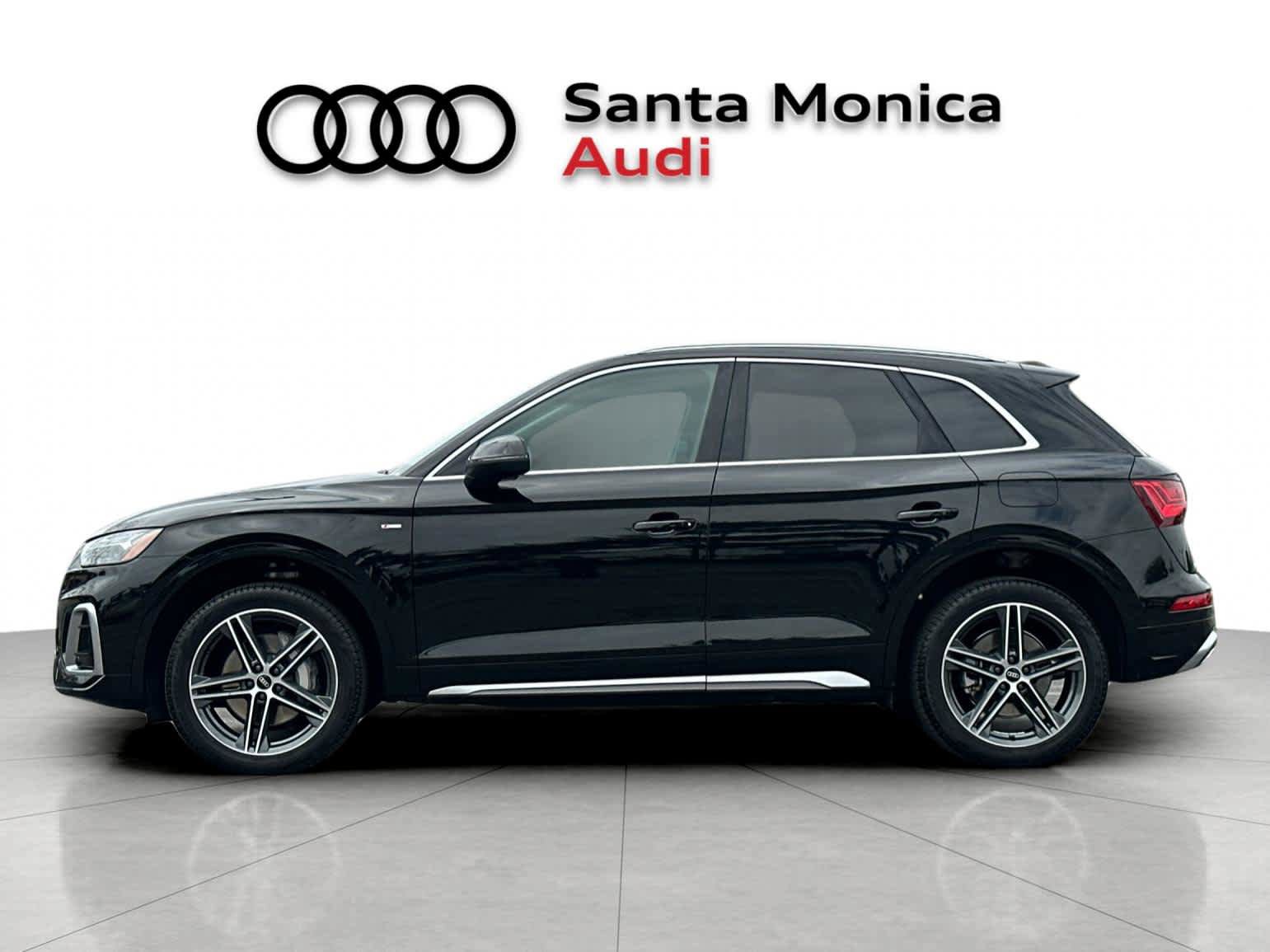Used 2023 Audi Q5 e Premium w/ Convenience Package AWD/4WD image 5