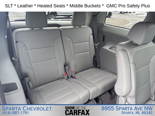 Used 2021 GMC Acadia SLT w/ LPO, Floor Liner Package image 27
