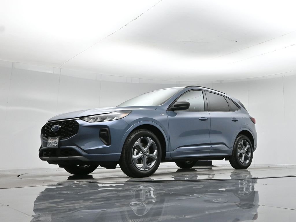 Used 2024 Ford Escape ST-Line w/ Equipment Group 301A image 38