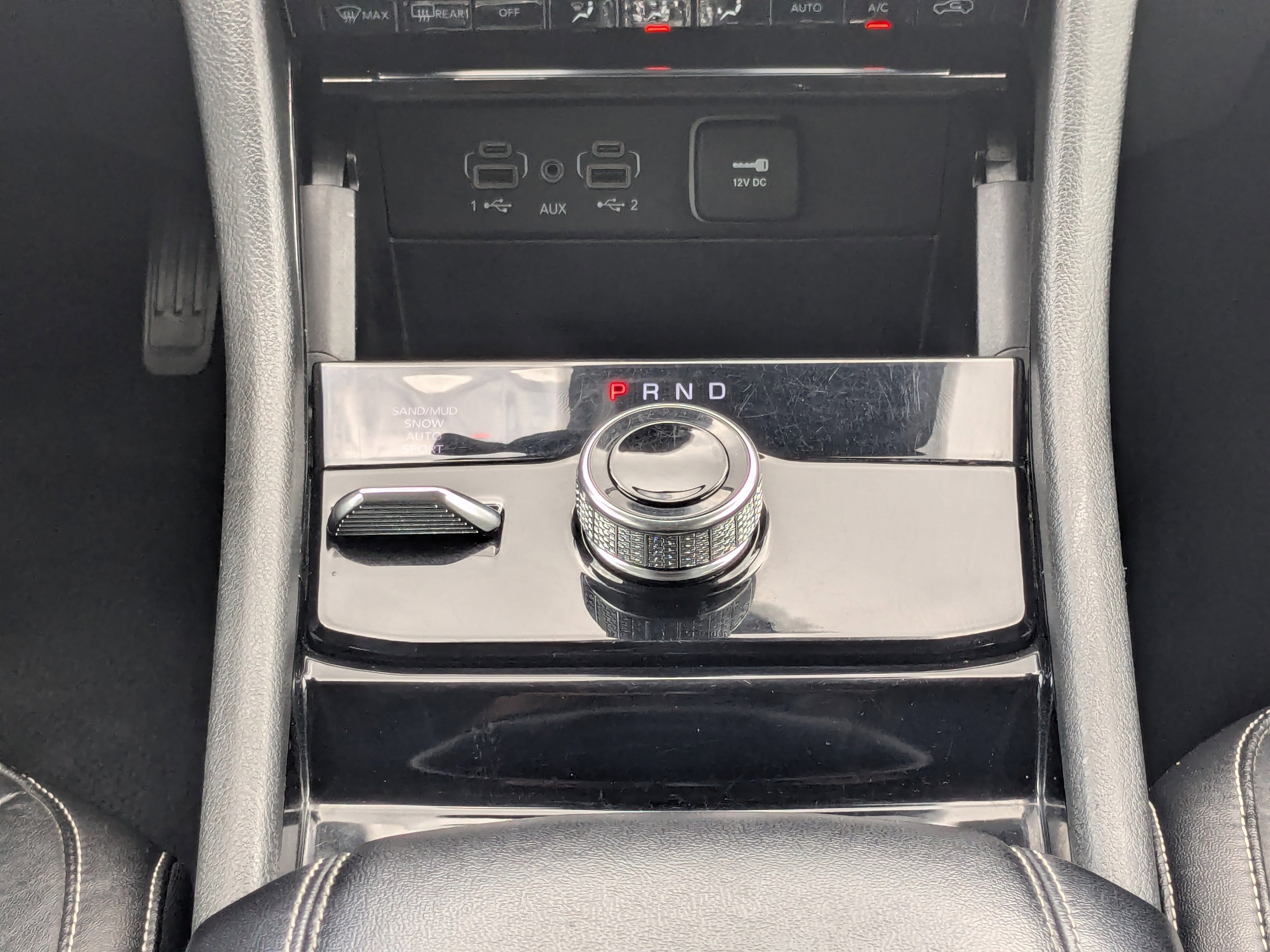 Used 2023 Jeep Grand Cherokee Limited image 24