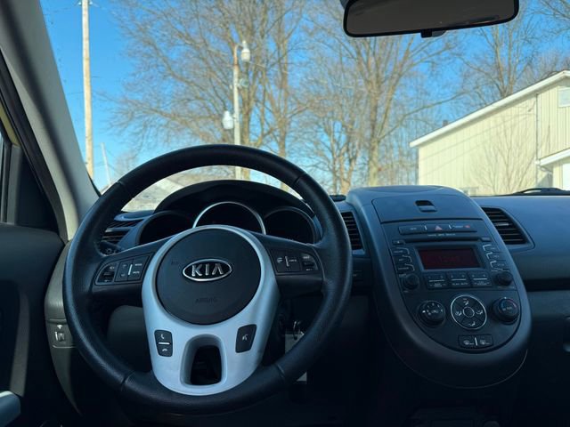 Used 2012 Kia Soul + image 9