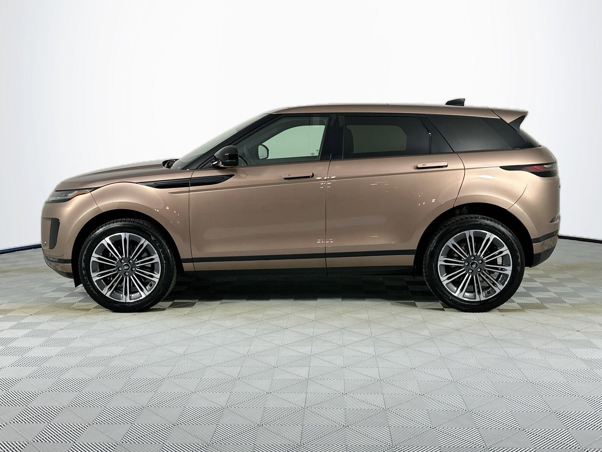 Used 2026 Land Rover Range Rover Evoque S image 8