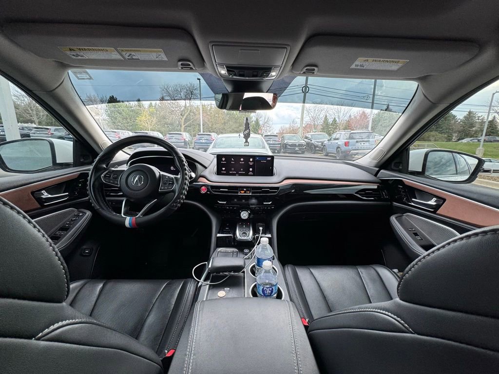 Used 2022 Acura MDX SH-AWD w/ Technology Package image 4