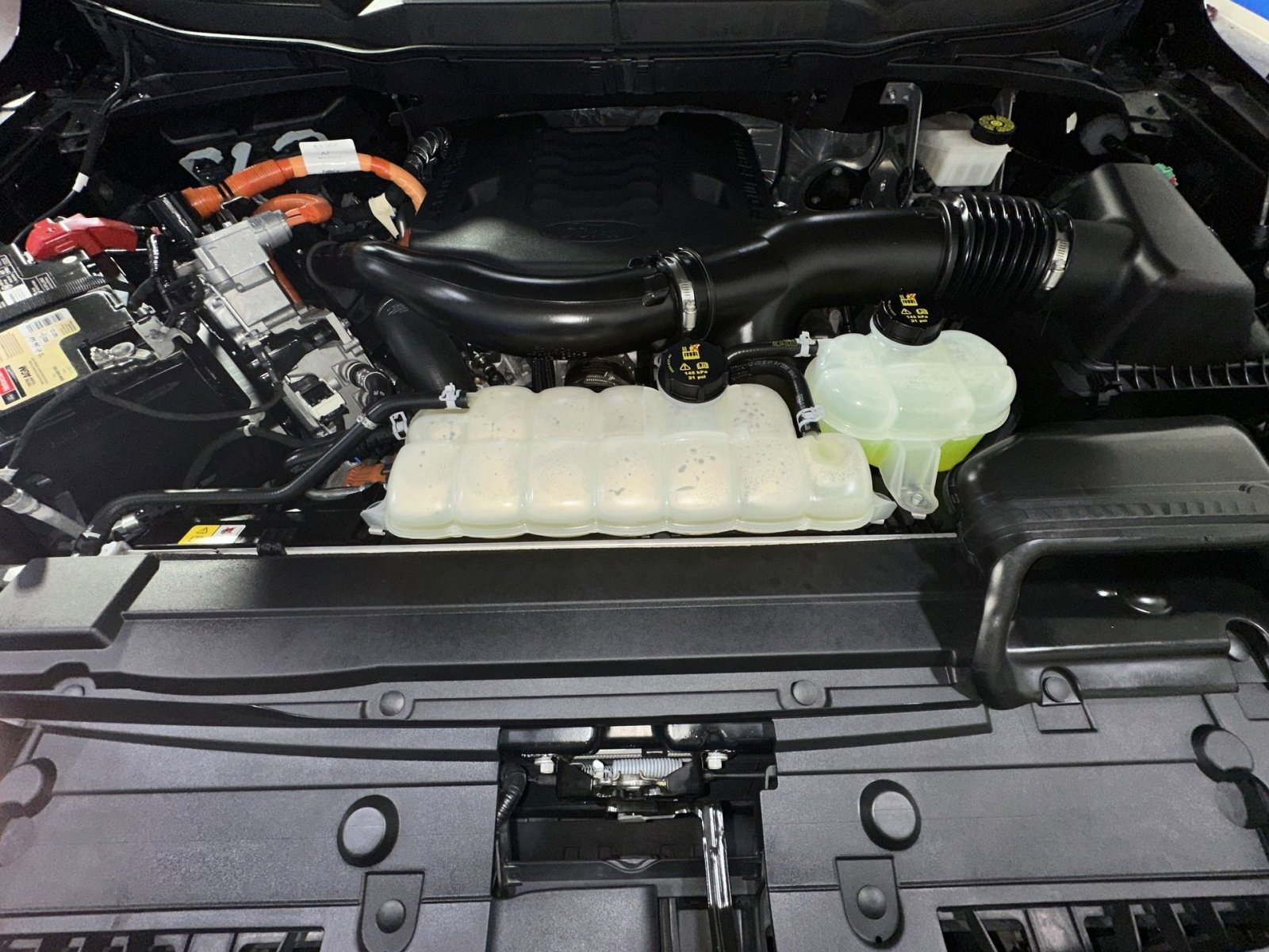 Used 2023 Ford F150 XLT w/ Equipment Group 302A High image 38