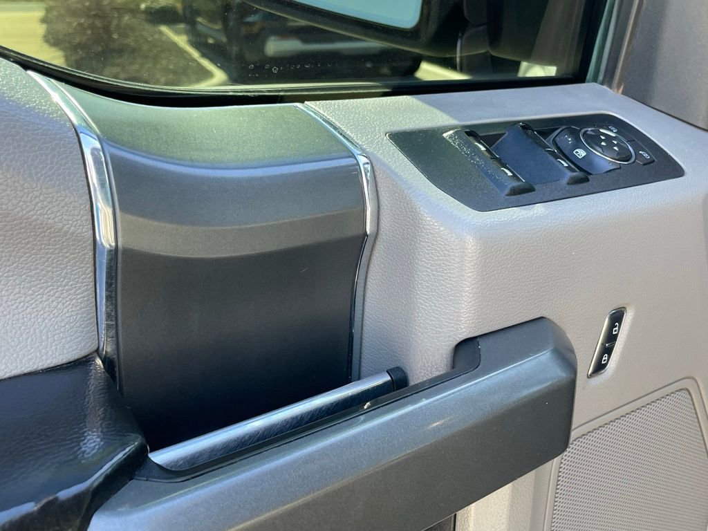 Used 2016 Ford F150 XLT w/ Equipment Group 301A Mid image 11