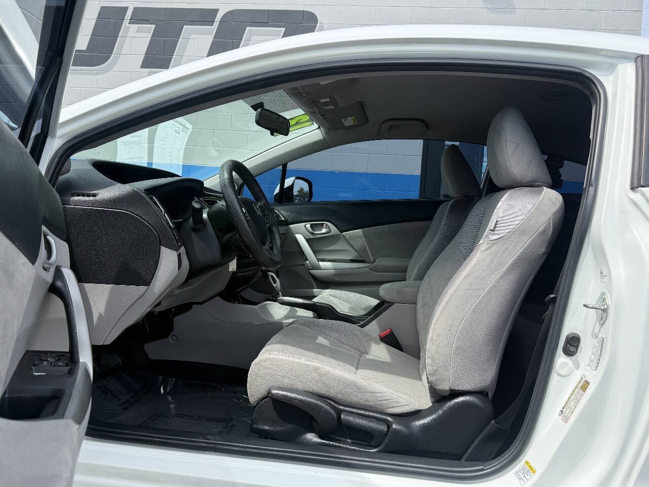 Used 2013 Honda Civic LX image 6