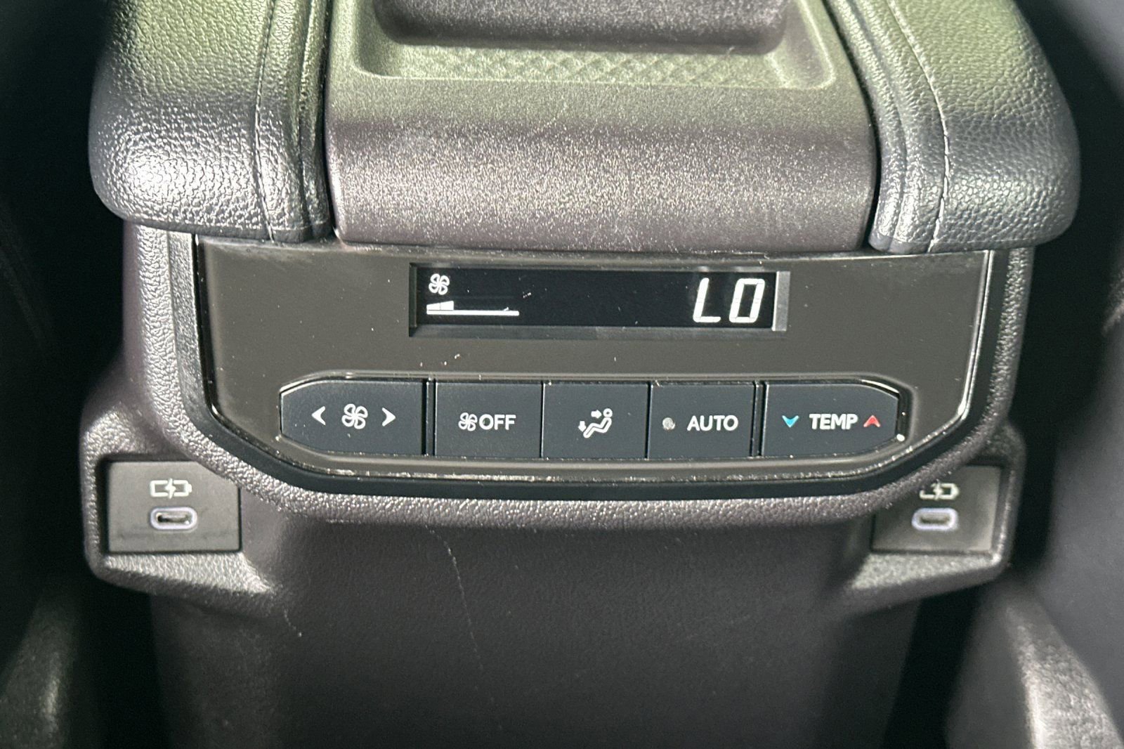 Used 2025 Toyota Grand Highlander FWD image 15