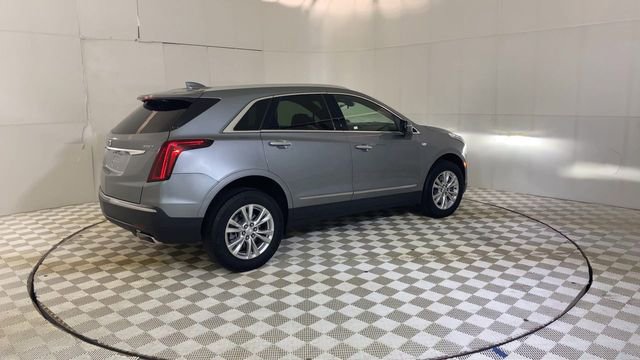 Used 2024 Cadillac XT5 Luxury w/ LPO, Floor Liner Package AWD/4WD image 3