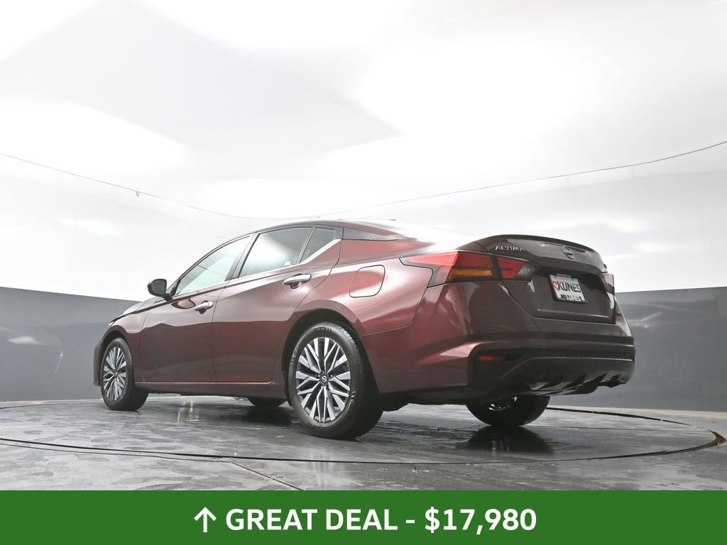 Used 2024 Nissan Altima 2.5 SV image 56